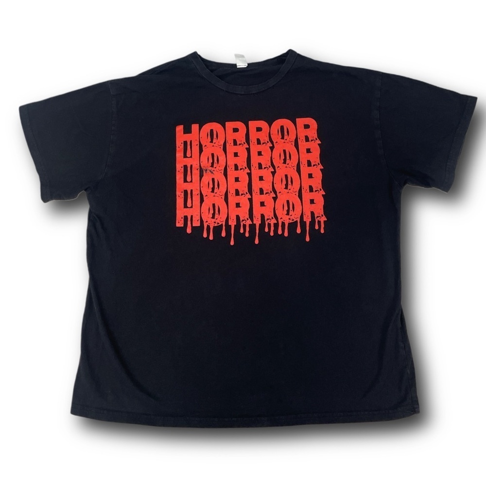 Horror movie fan retro graphic t-shirt - size medium